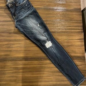 Gap Legging Jeans. Size 0/25. Like new condition. Never dried & smoke free home